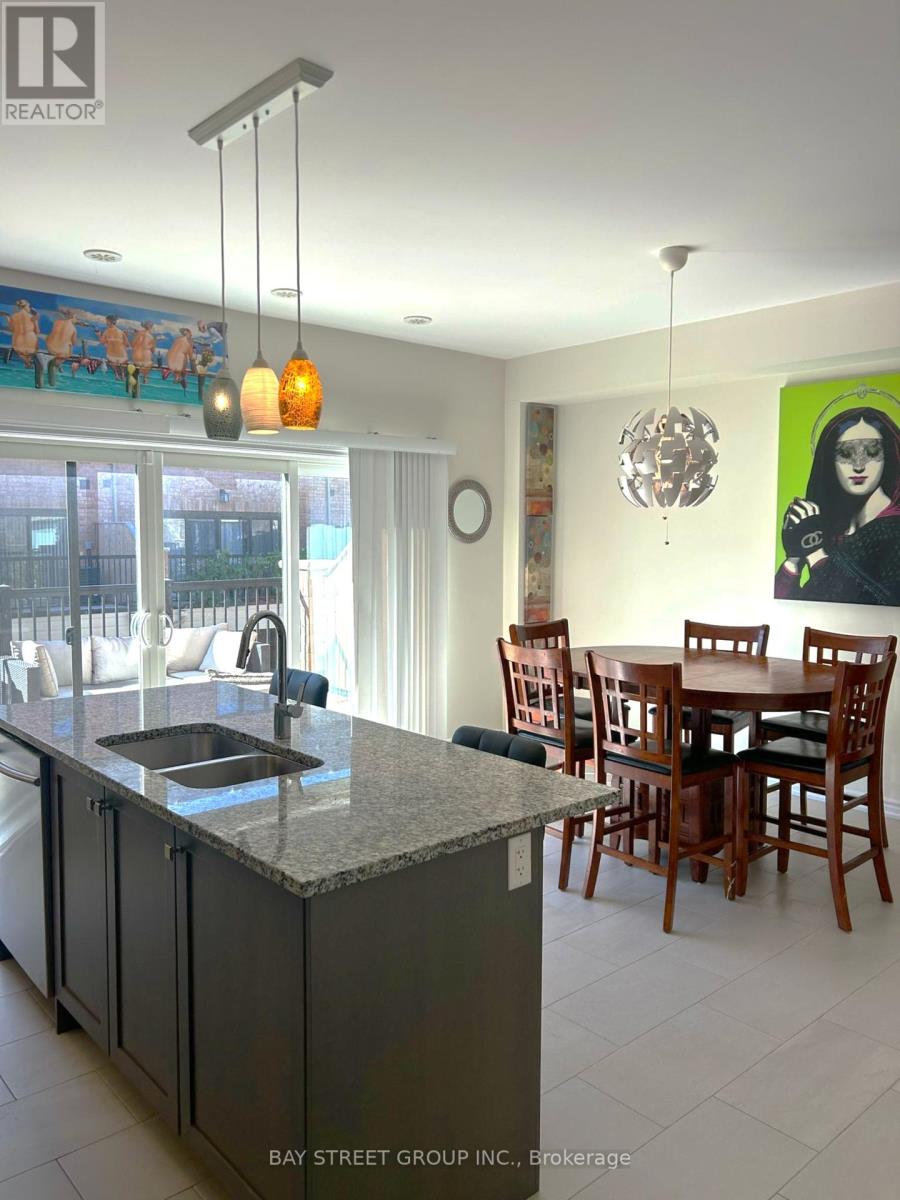 Photo 14 of 35 George Peach Avenue, Markham ON