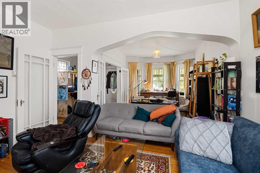 Photo 13 of 527 20 Avenue Sw, Calgary AB
