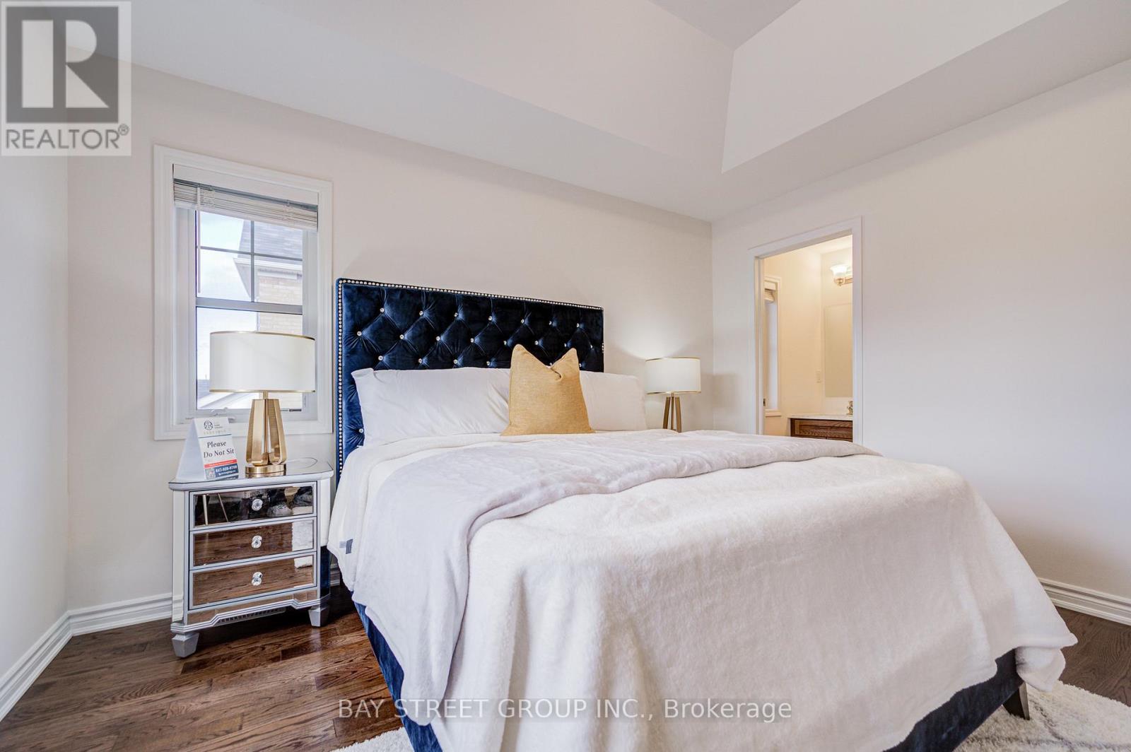 Photo 25 of 160 Westfield Drive, Whitby ON