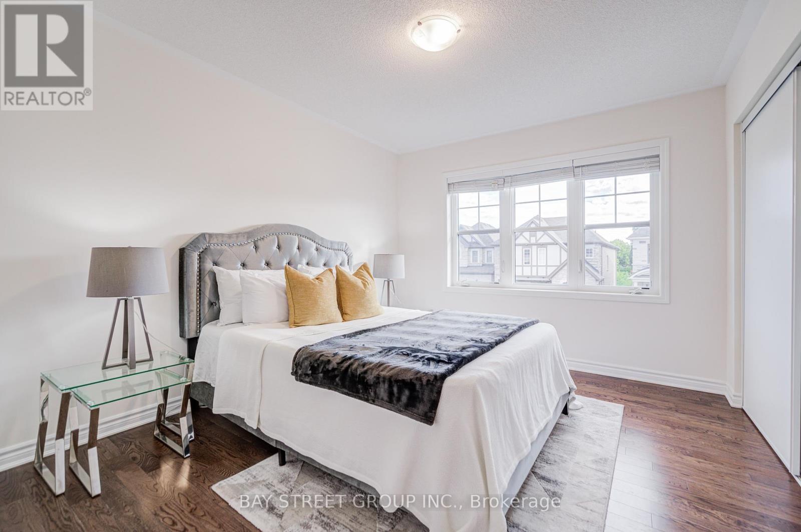 Photo 29 of 160 Westfield Drive, Whitby ON