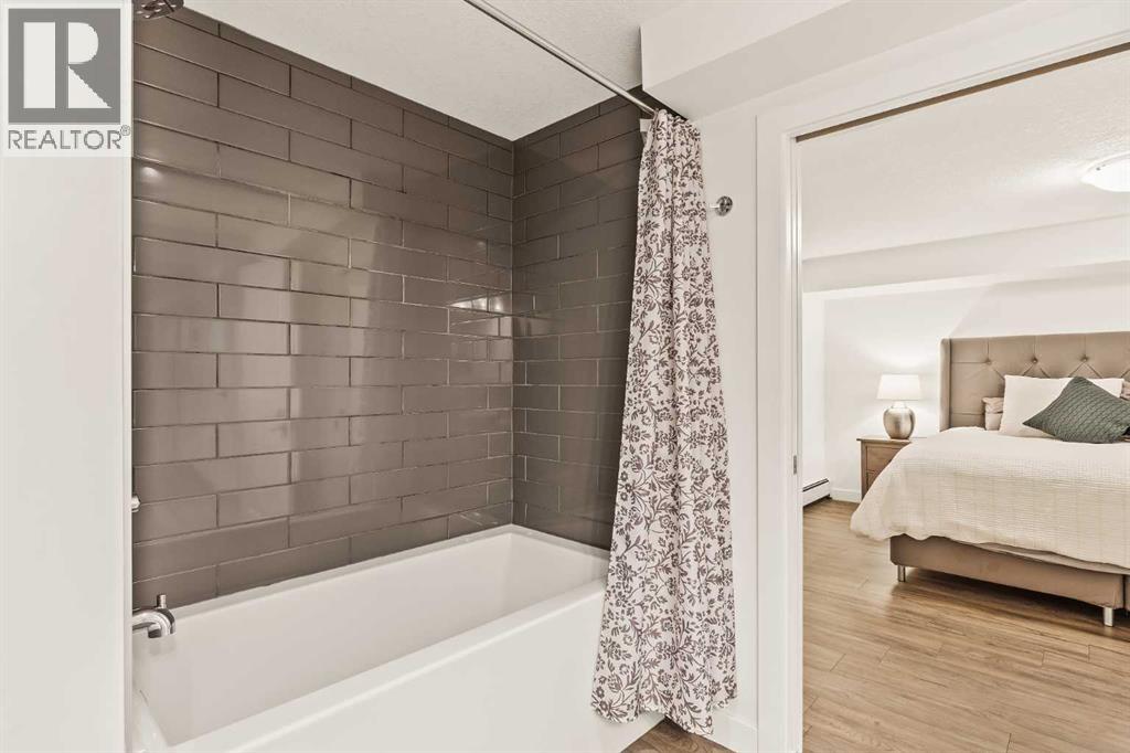 Photo 32 of 25 Kirby Place Sw, Calgary AB