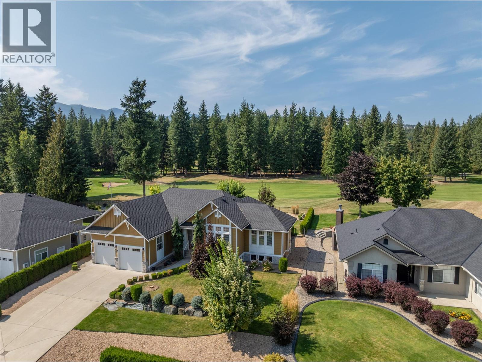 2734 Golf Course Drive, Blind Bay