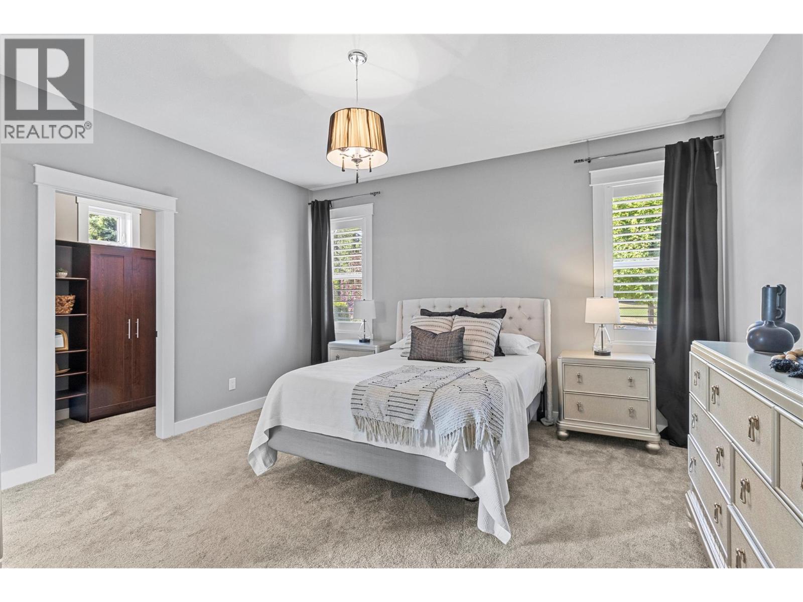 2734 Golf Course Drive, Blind Bay