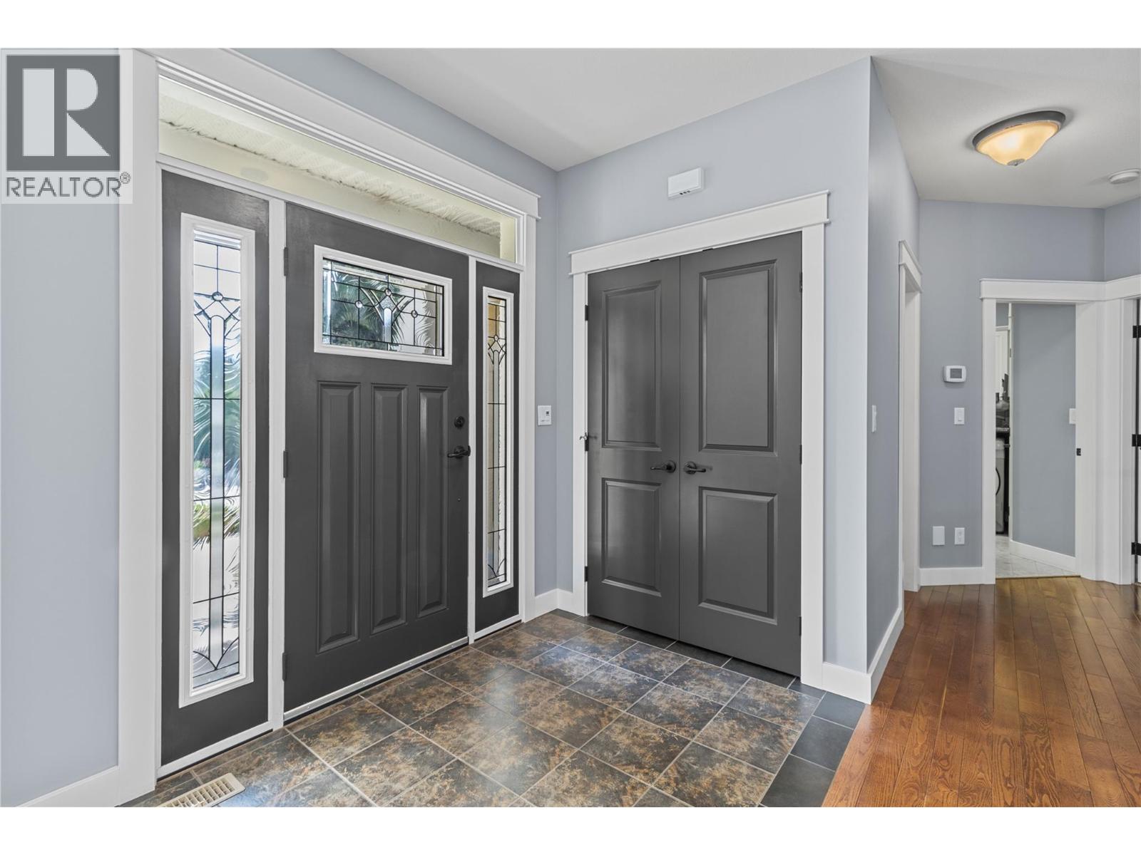 2734 Golf Course Drive, Blind Bay