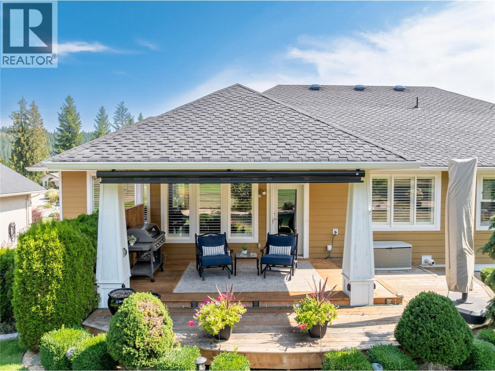 2734 Golf Course Drive, Blind Bay