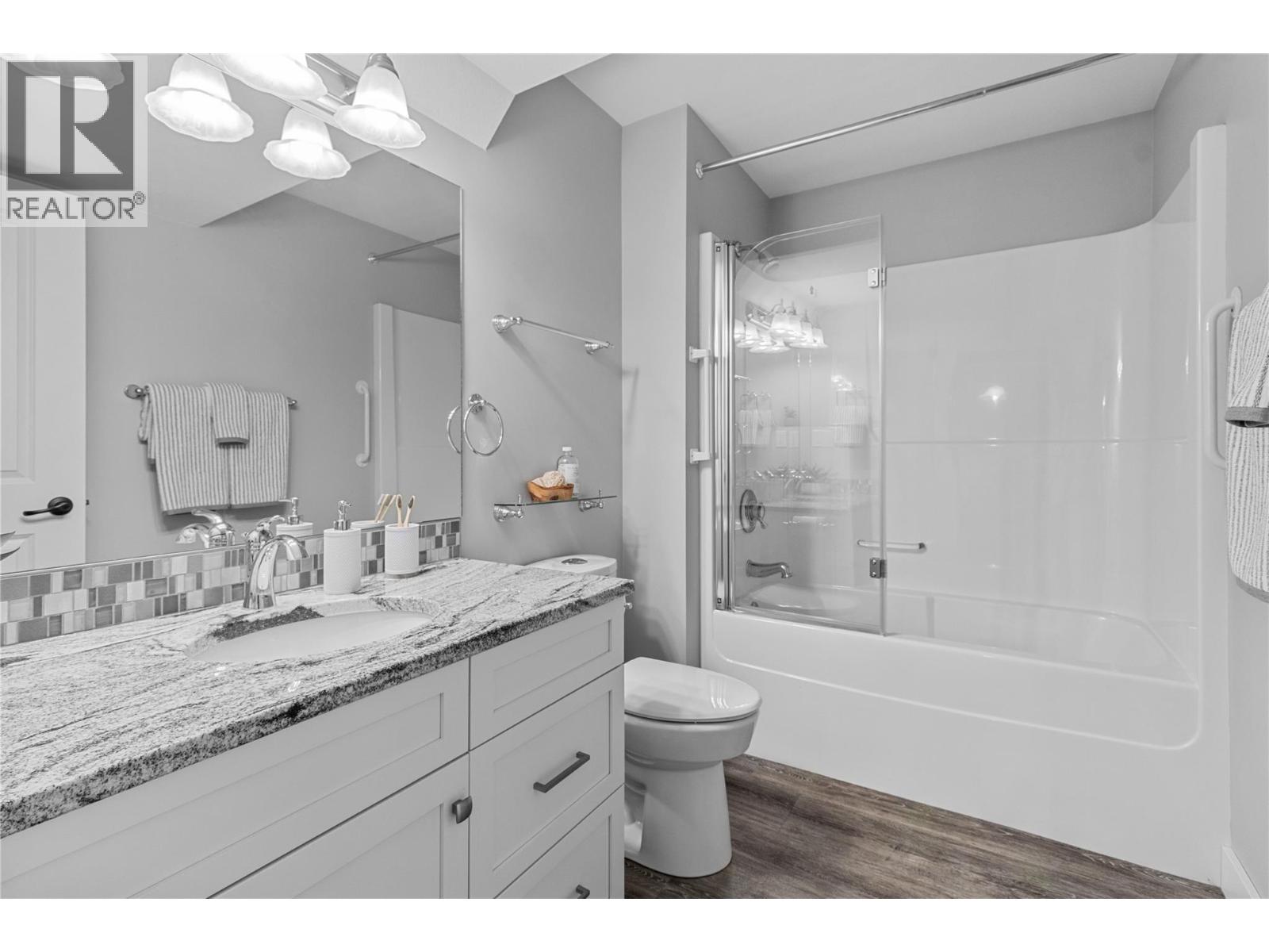 2734 Golf Course Drive, Blind Bay