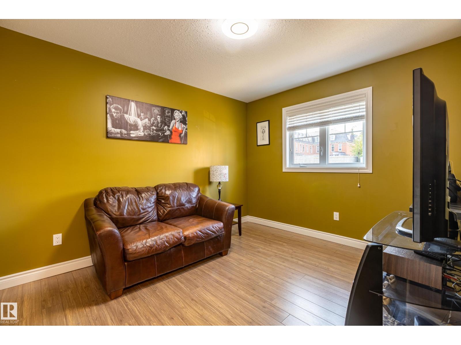 Photo 16 of 12 10105 101 Av, Morinville AB