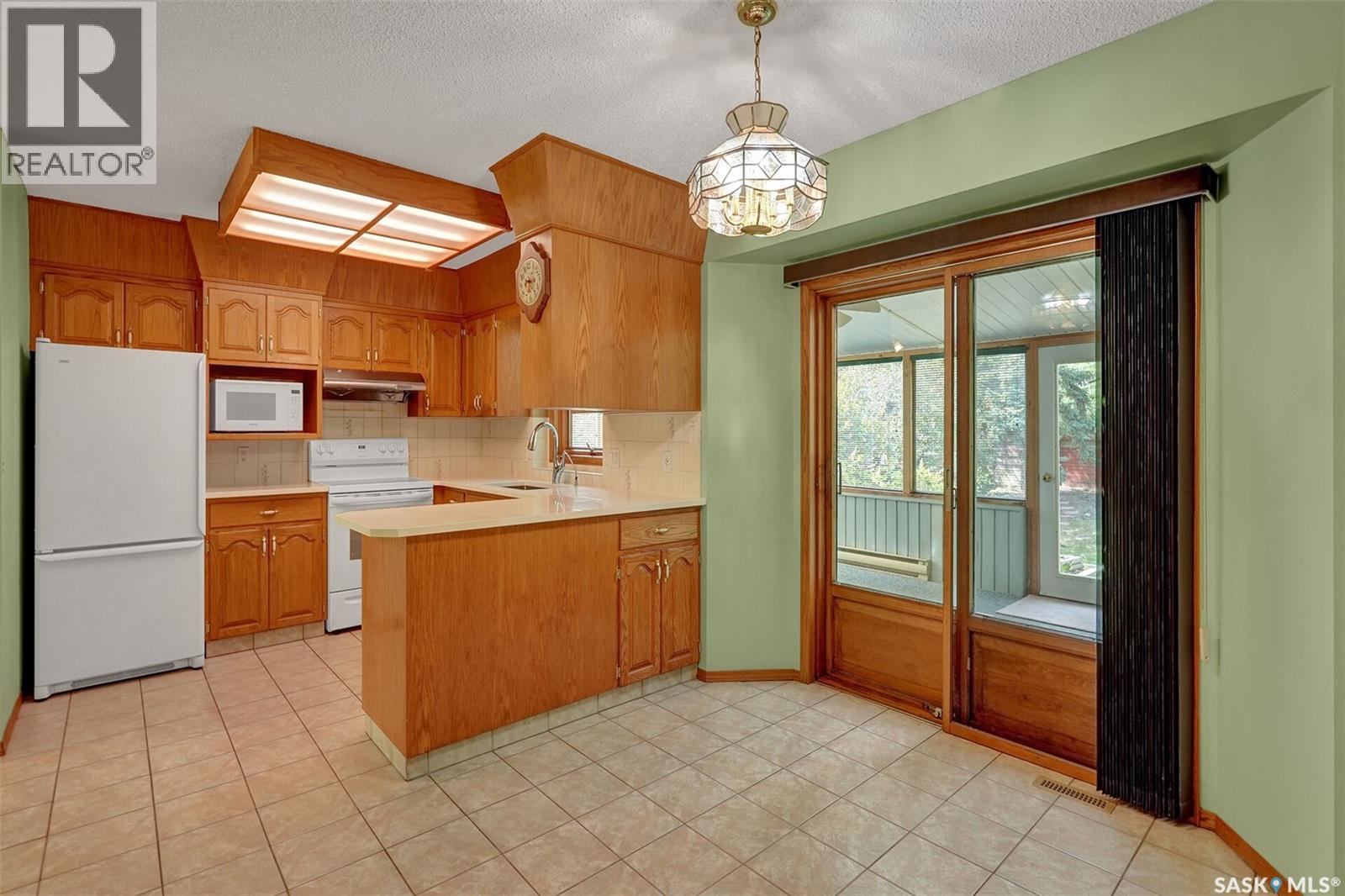 Photo 11 of 1430 Wascana Highlands, Regina SK