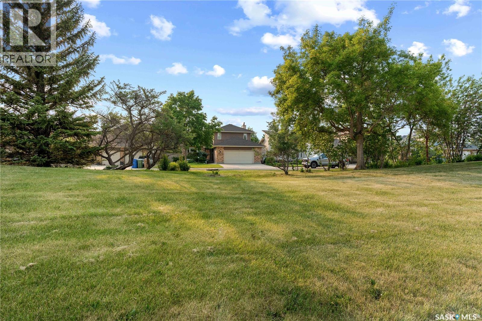 Photo 2 of 1430 Wascana Highlands, Regina SK