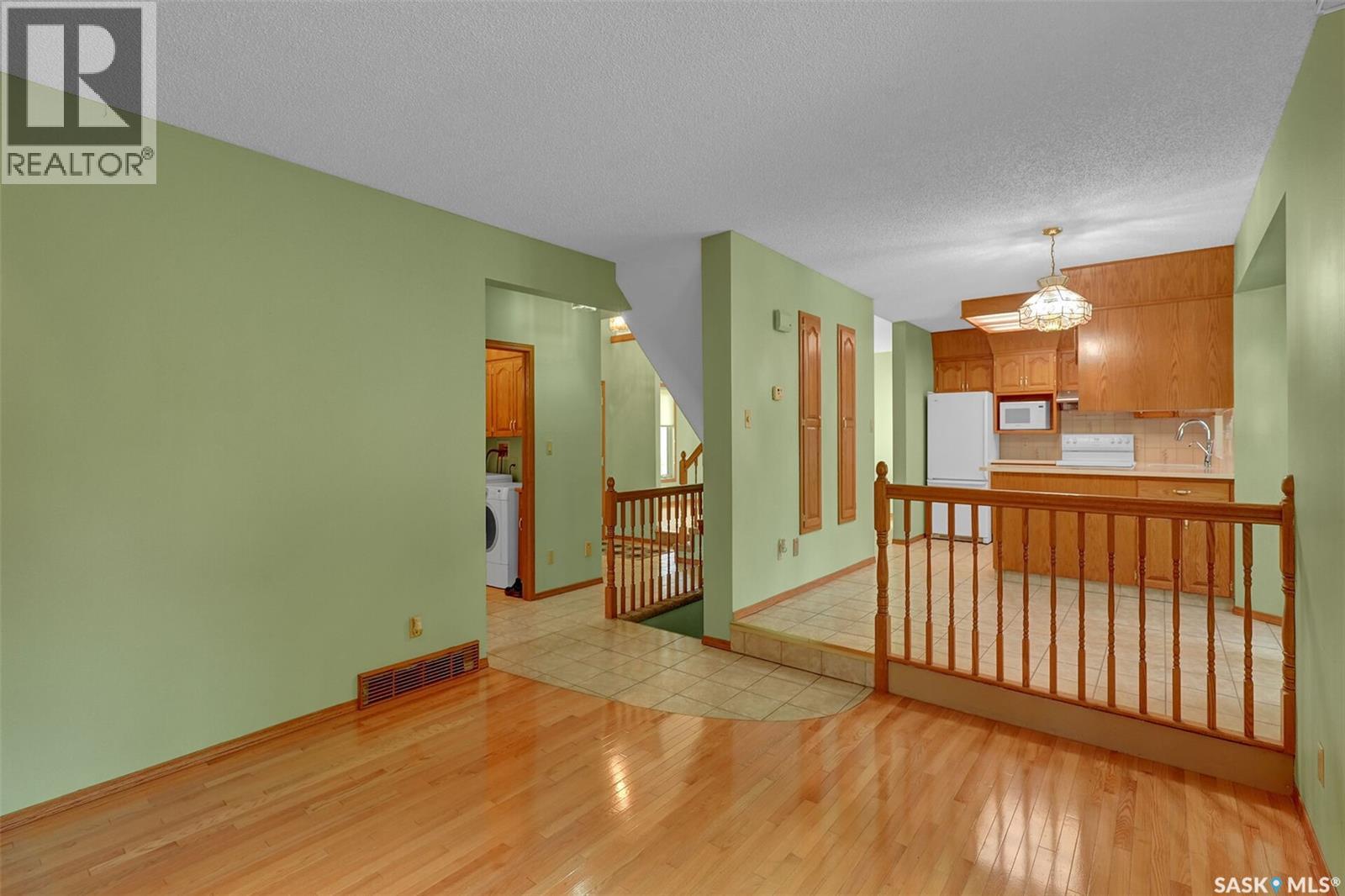 Photo 13 of 1430 Wascana Highlands, Regina SK