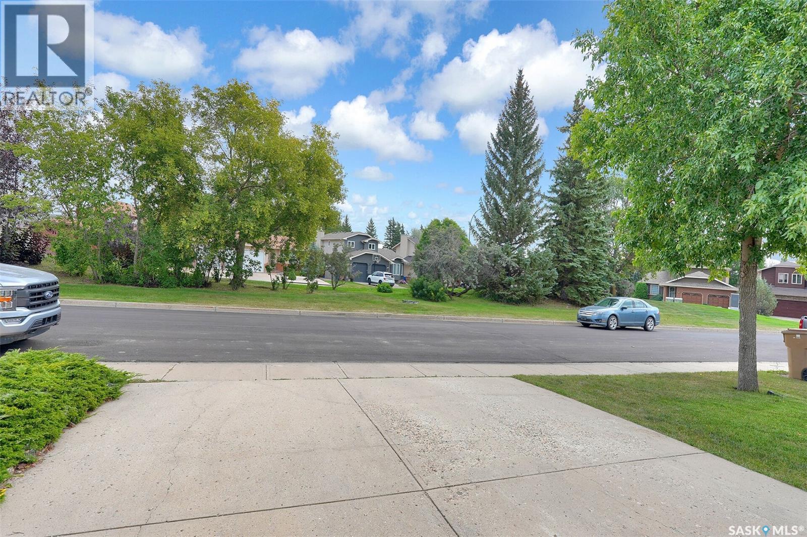 Photo 3 of 1430 Wascana Highlands, Regina SK
