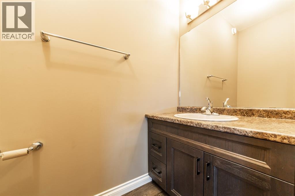 Photo 15 of 15 2715 73 Avenue, Lloydminster AB