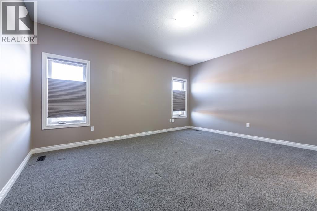 Photo 11 of 15 2715 73 Avenue, Lloydminster AB