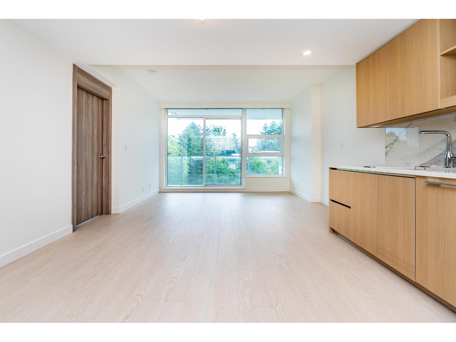 Photo 11 of 611 13778 100 Avenue, Surrey BC