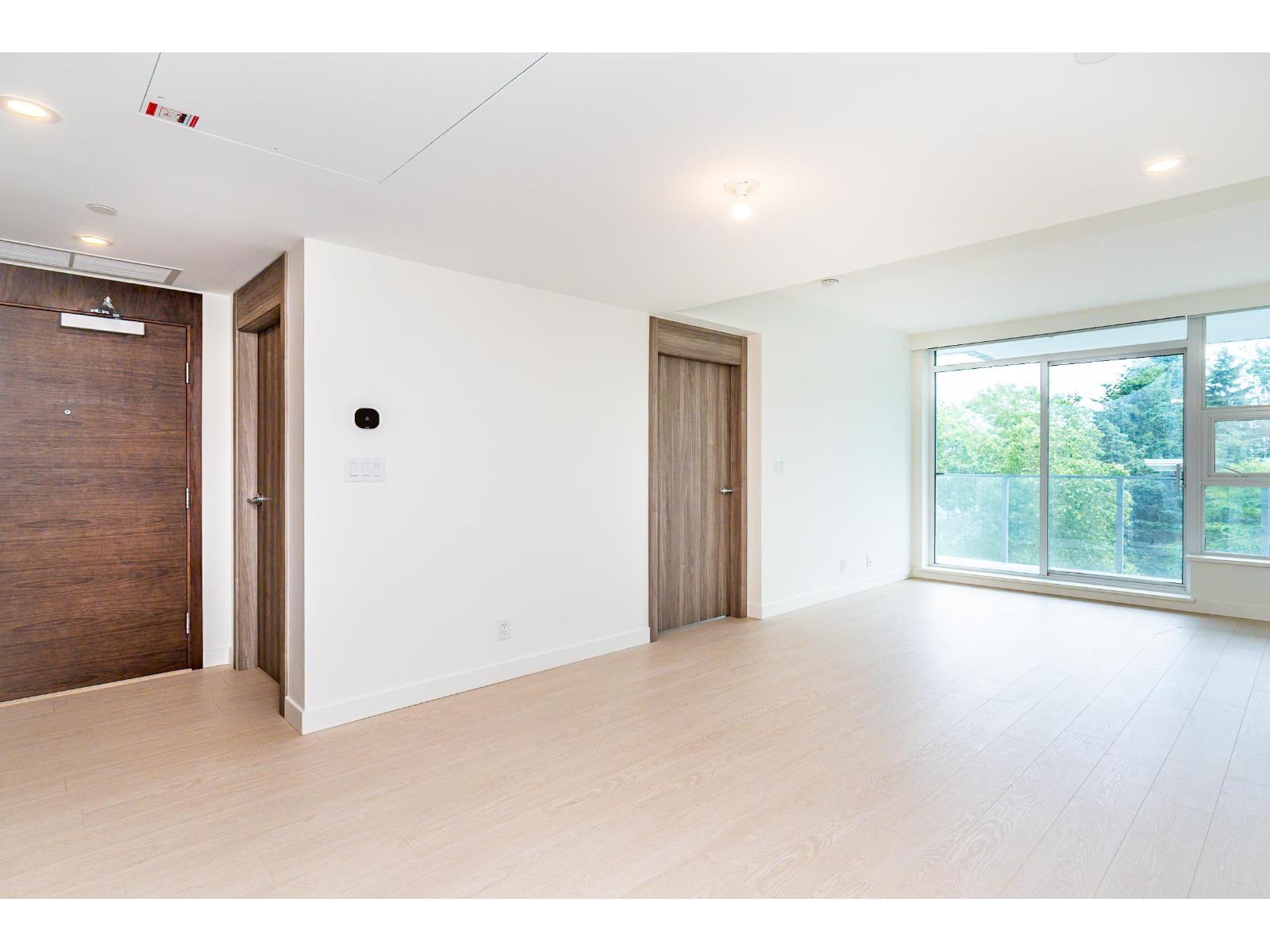 Photo 15 of 611 13778 100 Avenue, Surrey BC