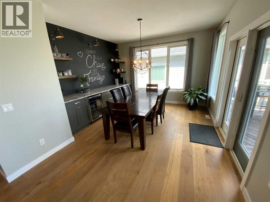 Photo 16 of 1094 5 A Avenue Se, Three Hills AB
