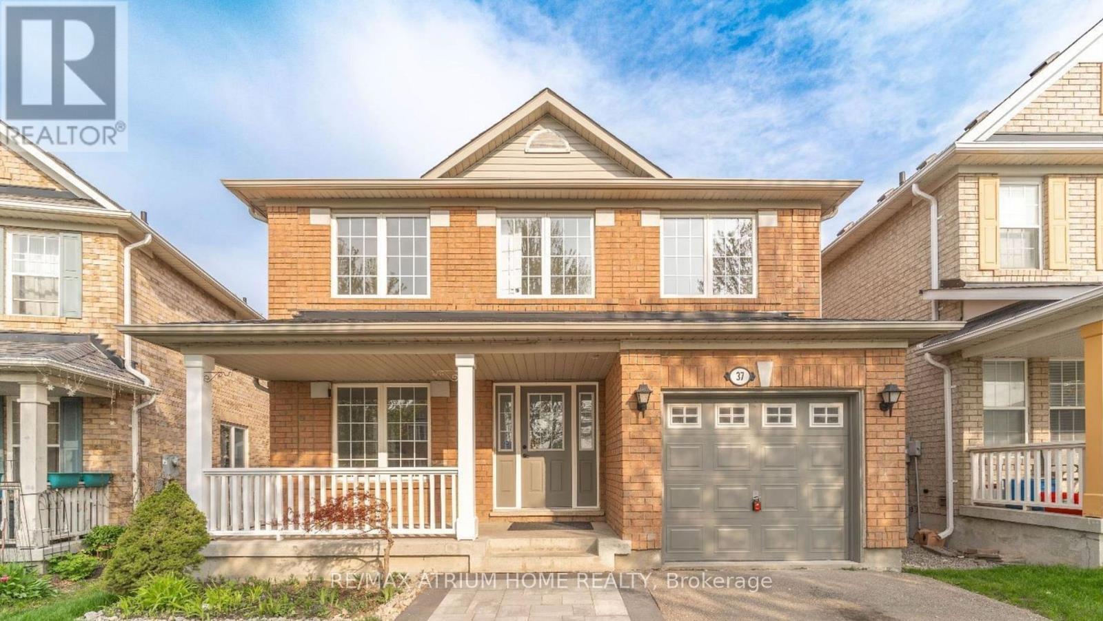 Photo 1 of 37 Landsdown Crescent, Markham ON
