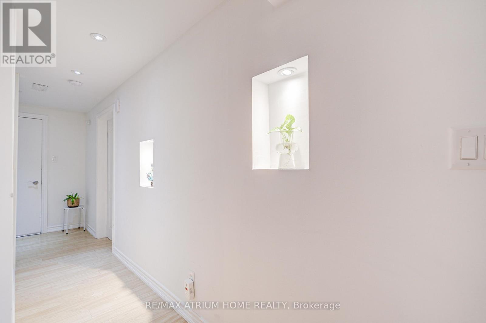 Photo 40 of 37 Landsdown Crescent, Markham ON