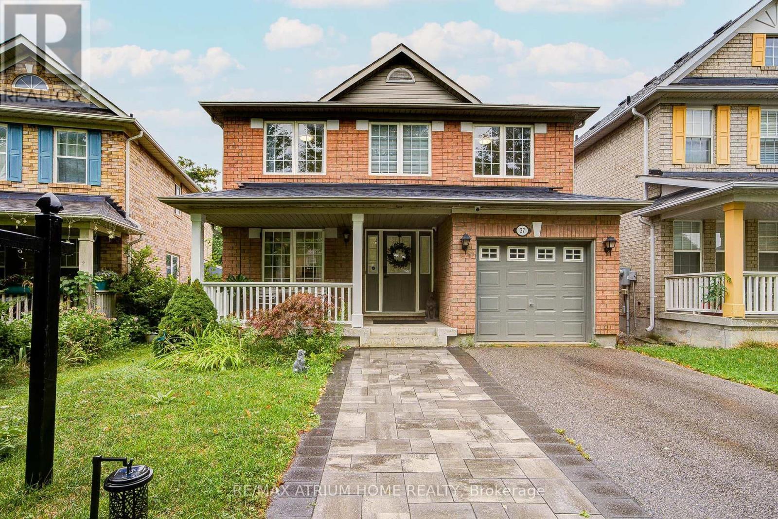 Photo 49 of 37 Landsdown Crescent, Markham ON