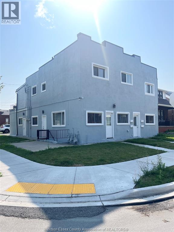 Photo 1 of 900 904 Elsmere Avenue Unit 902, Windsor ON