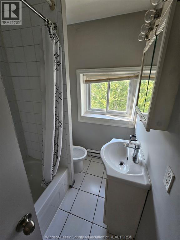 Photo 13 of 900 904 Elsmere Avenue Unit 902, Windsor ON