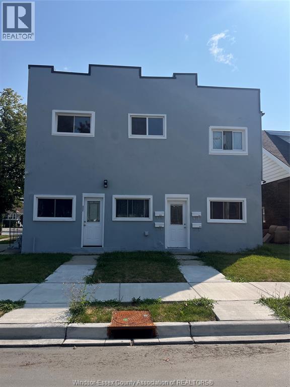 Photo 2 of 900 904 Elsmere Avenue Unit 902, Windsor ON