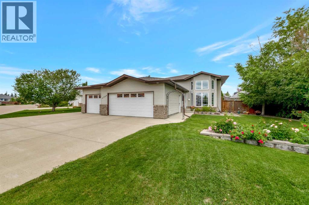 Photo 2 of 3909 65 Avenue, Lloydminster AB