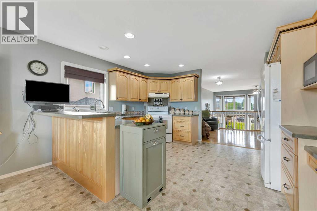 Photo 16 of 3909 65 Avenue, Lloydminster AB