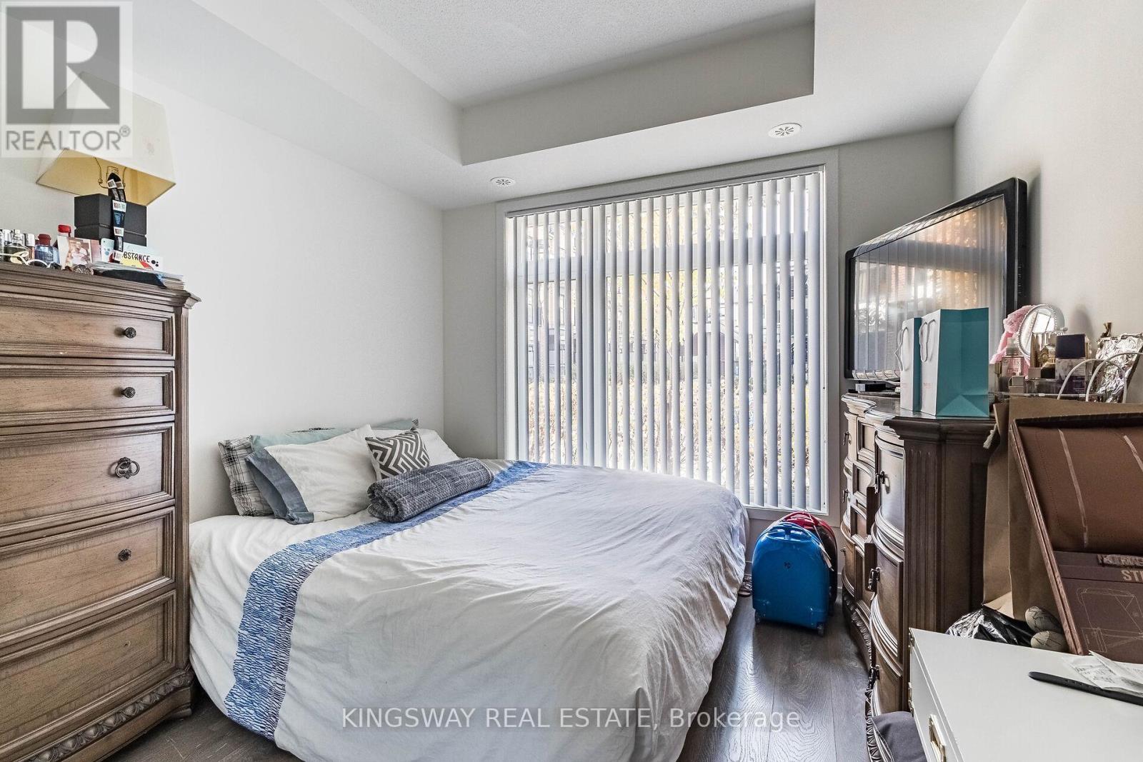 Photo 19 of 101 120 Canon Jackson Drive, Toronto ON