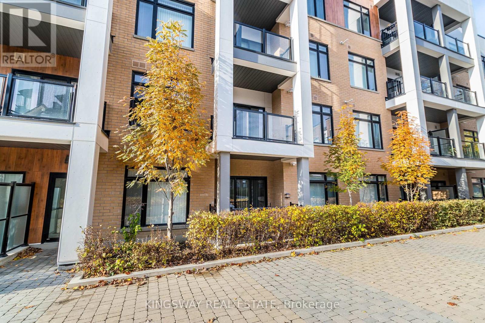 Photo 2 of 101 120 Canon Jackson Drive, Toronto ON