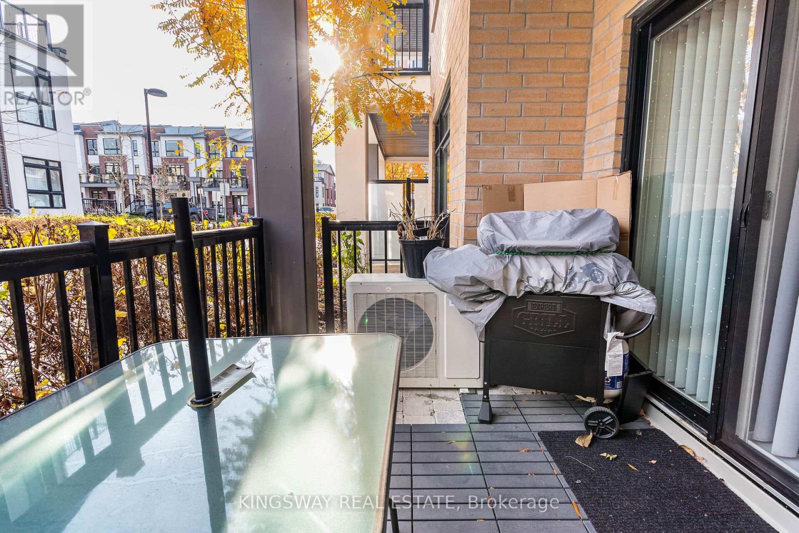 Photo 27 of 101 120 Canon Jackson Drive, Toronto ON