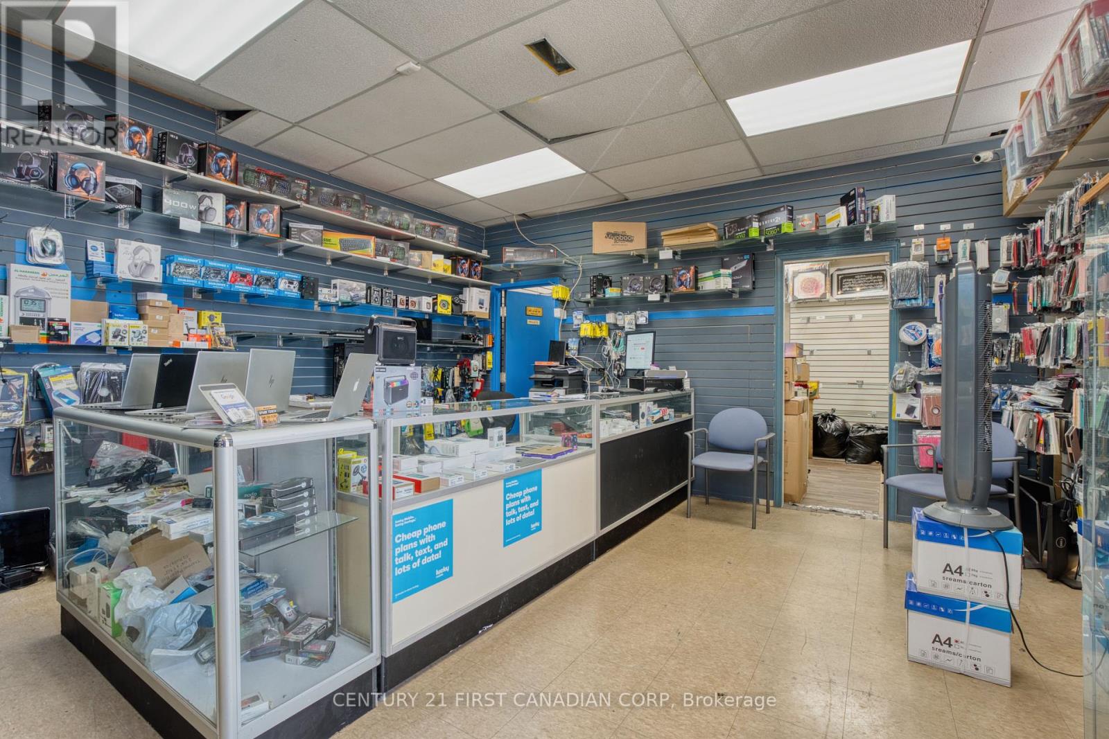 Photo 5 of Unit 4 7 89 Wharncliffe Road N, London North ON