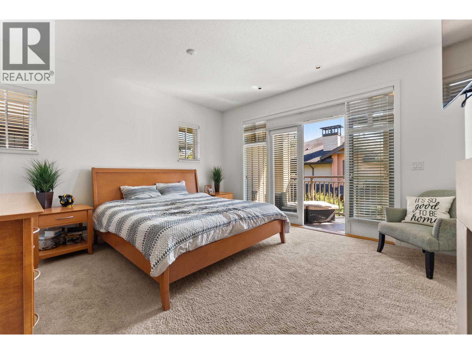 Photo 24 of 41 3639 Aldercrest Drive, North Vancouver BC