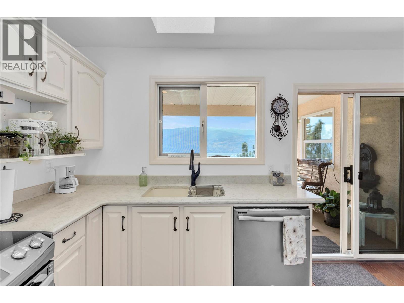 203 4450 Ponderosa Drive, Peachland