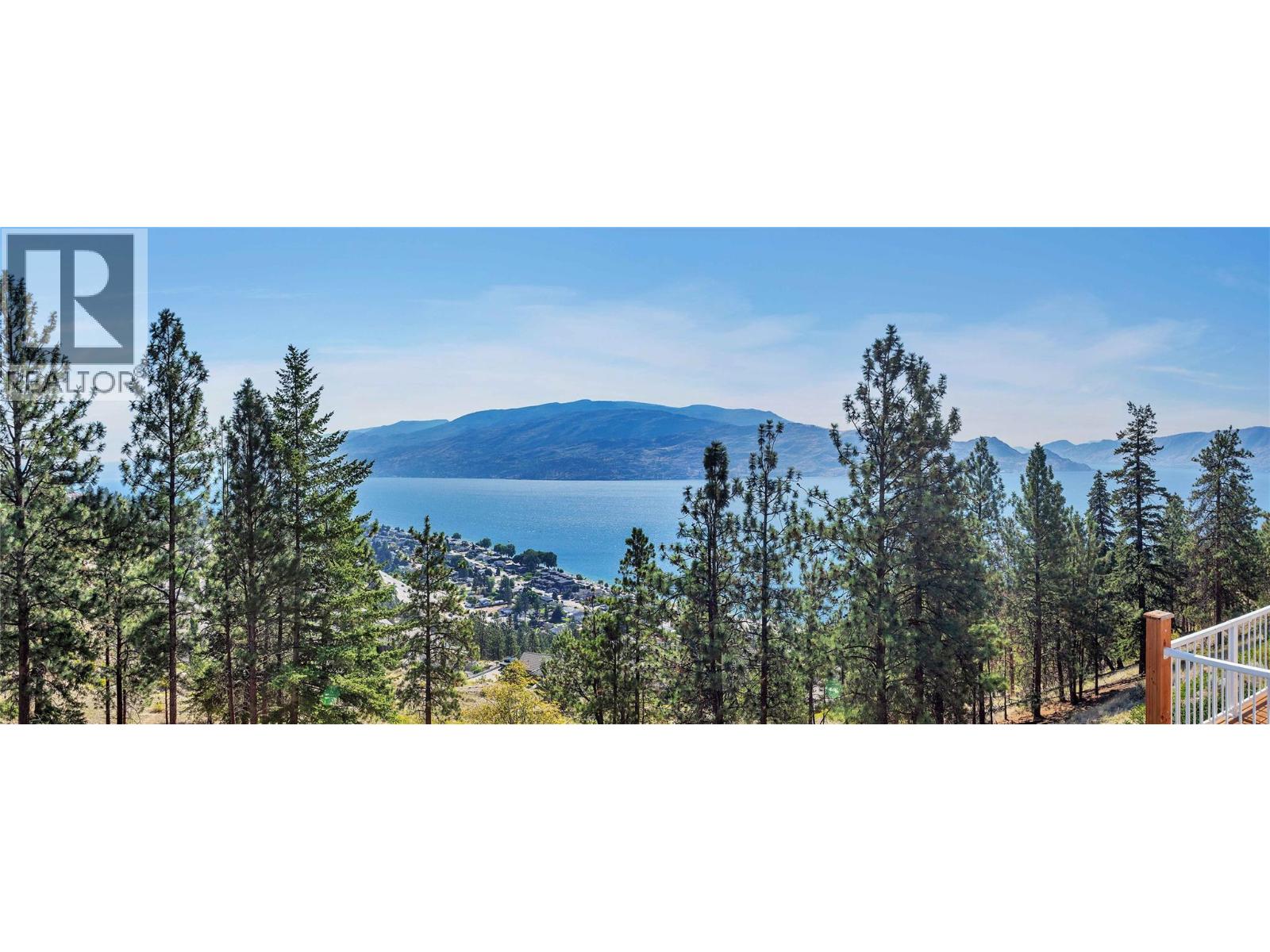 203 4450 Ponderosa Drive, Peachland
