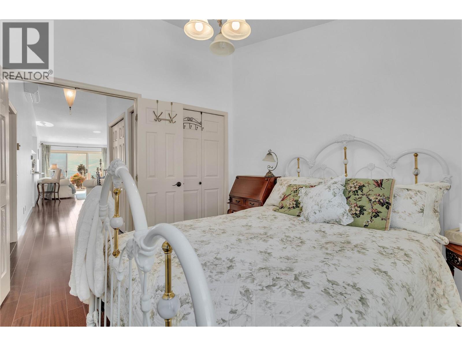203 4450 Ponderosa Drive, Peachland