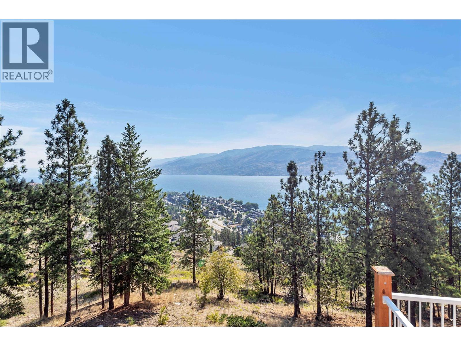 203 4450 Ponderosa Drive, Peachland