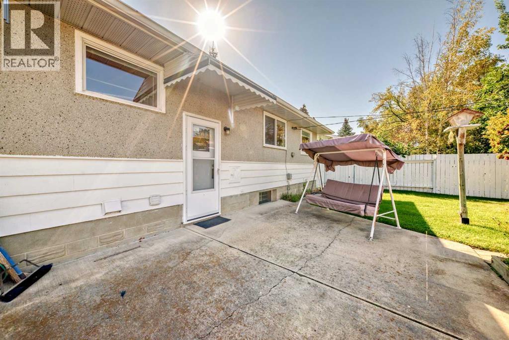 Photo 30 of 3314 44 A Avenue, Red Deer AB