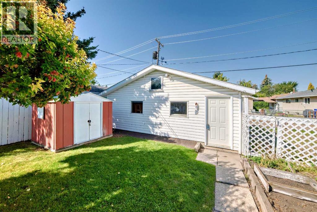 Photo 32 of 3314 44 A Avenue, Red Deer AB