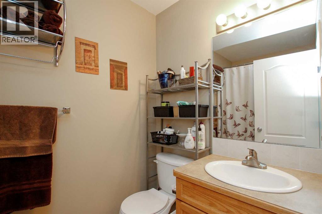 Photo 23 of 13 Kenny Close, Red Deer AB