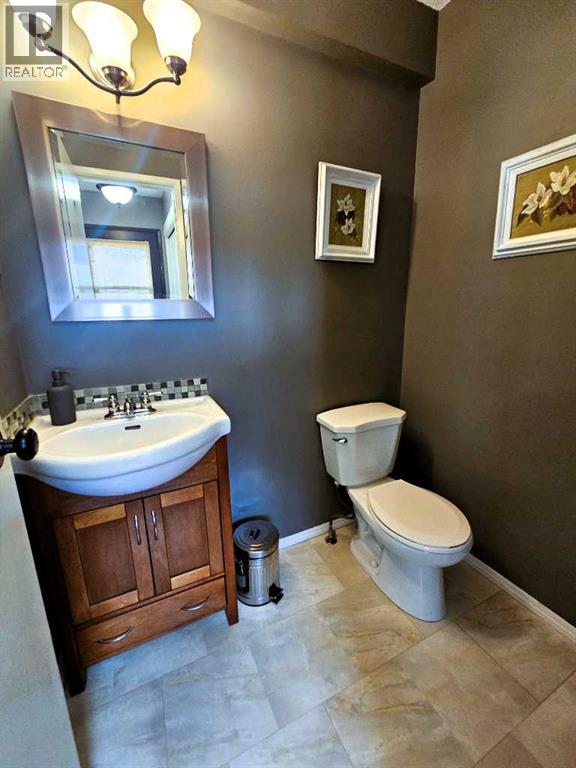 Photo 15 of 55 Elwell Close, Red Deer AB