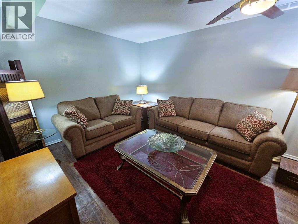 Photo 21 of 55 Elwell Close, Red Deer AB