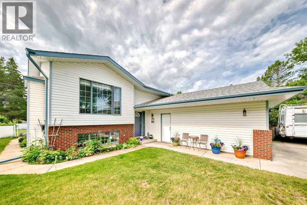 Photo 33 of 5213 59th Ave, Ponoka AB