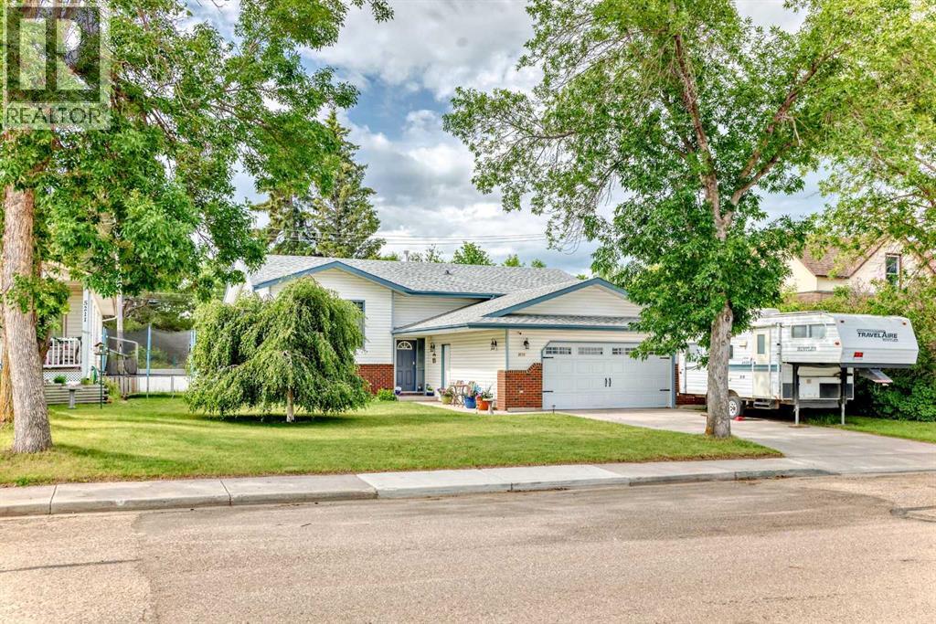 Photo 34 of 5213 59th Ave, Ponoka AB