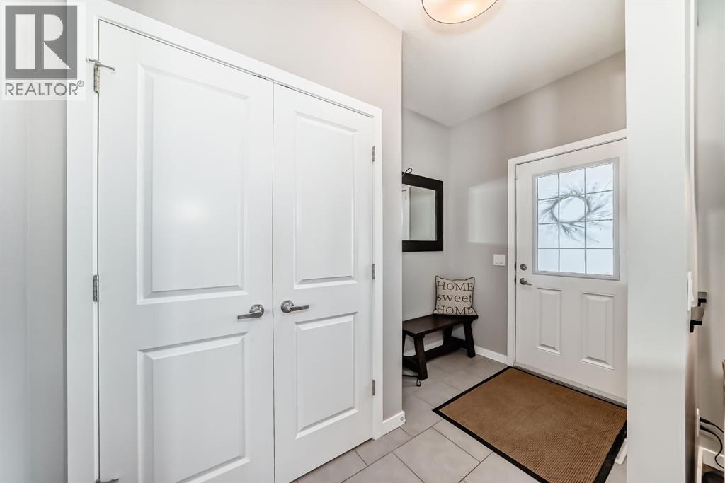 Photo 2 of 48 Copperpond Park Se, Calgary AB