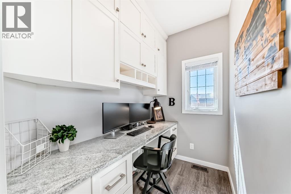 Photo 11 of 48 Copperpond Park Se, Calgary AB