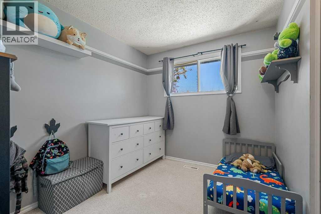Photo 23 of 159 Rundlehorn Crescent Ne, Calgary AB