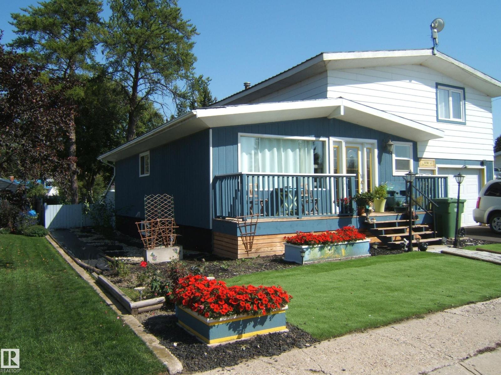 Photo 1 of 5118 51 Av, Willingdon AB