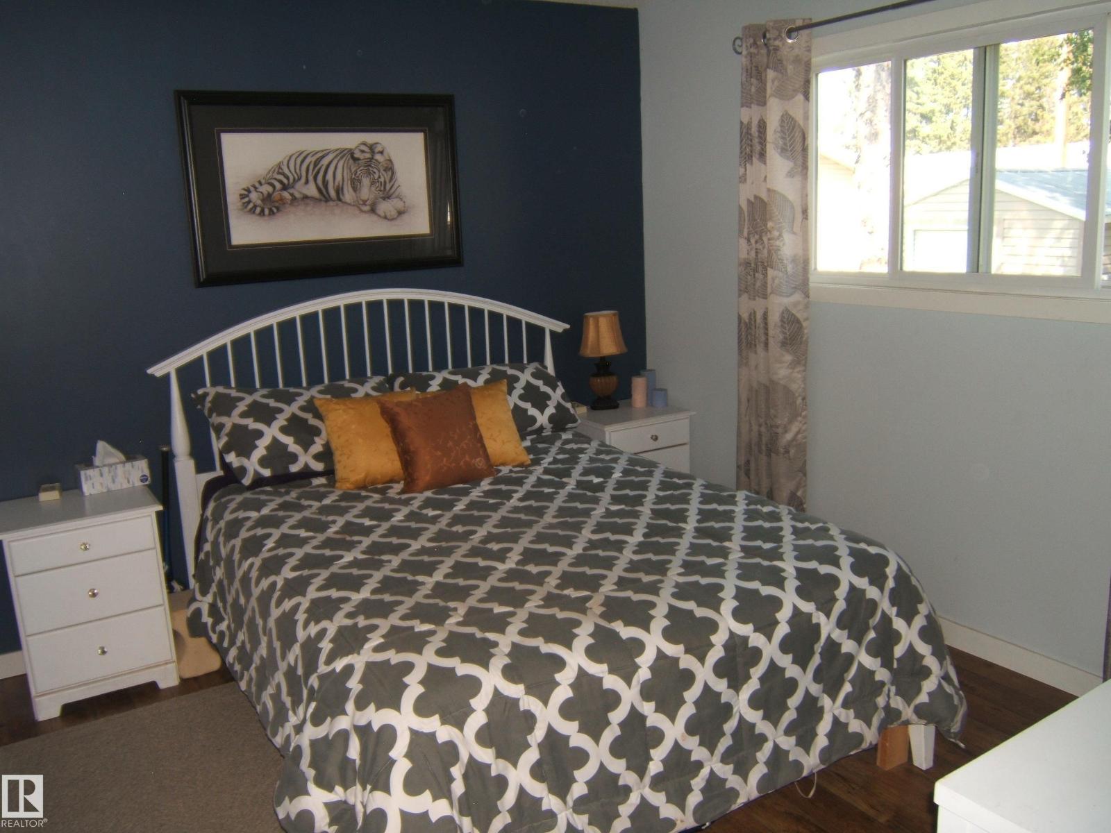 Photo 21 of 5118 51 Av, Willingdon AB