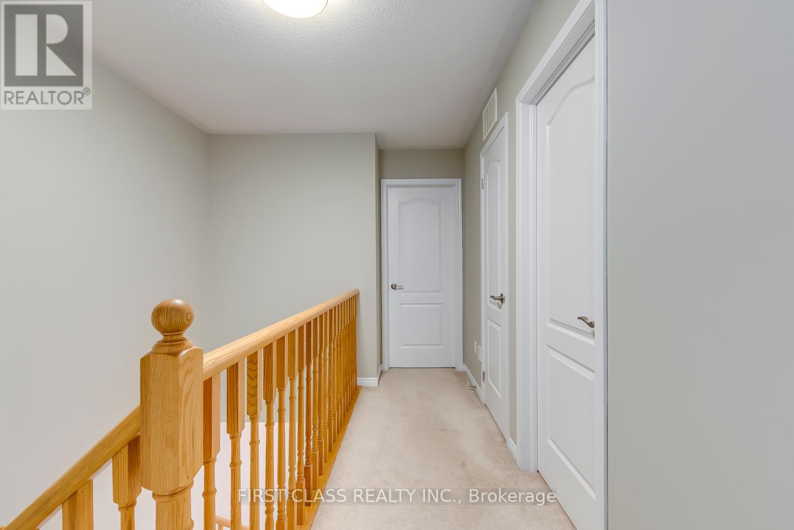 Photo 19 of 39 651 Farmstead Drive, Milton ON